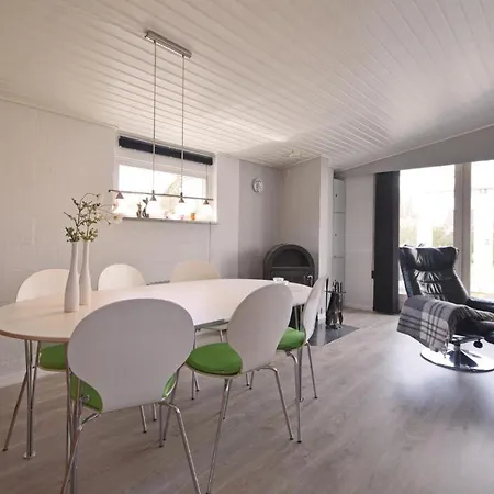 Dom wakacyjny Three-bedroom With A Fireplace 03 *